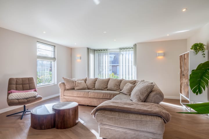 Vrijstaande woning te koop: Vliehorstweide 18, Helmond