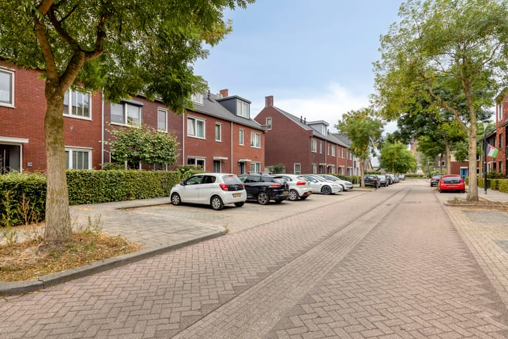 Tussenwoning te koop: Valenciastraat 28, Lent