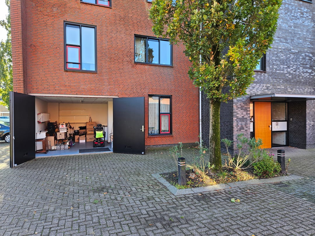 Photo 37 of Asterstraat 20