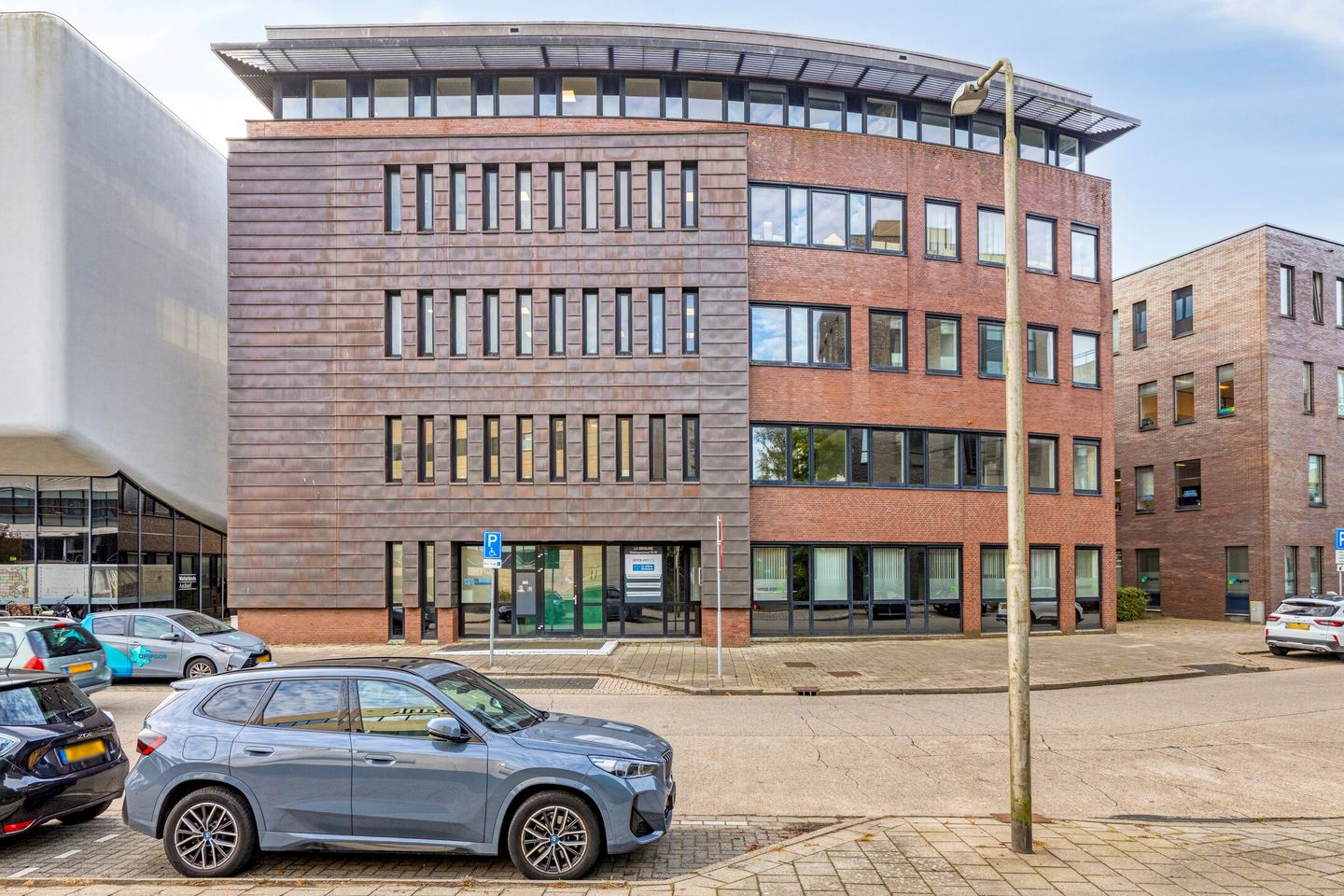 Bekijk foto 2 van Wielingenstraat 81