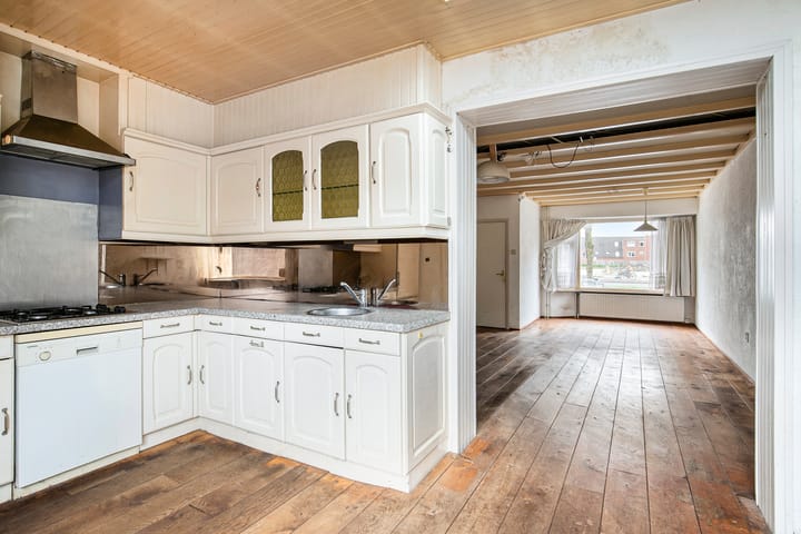Tussenwoning te koop: Lunetstraat 38, Breda