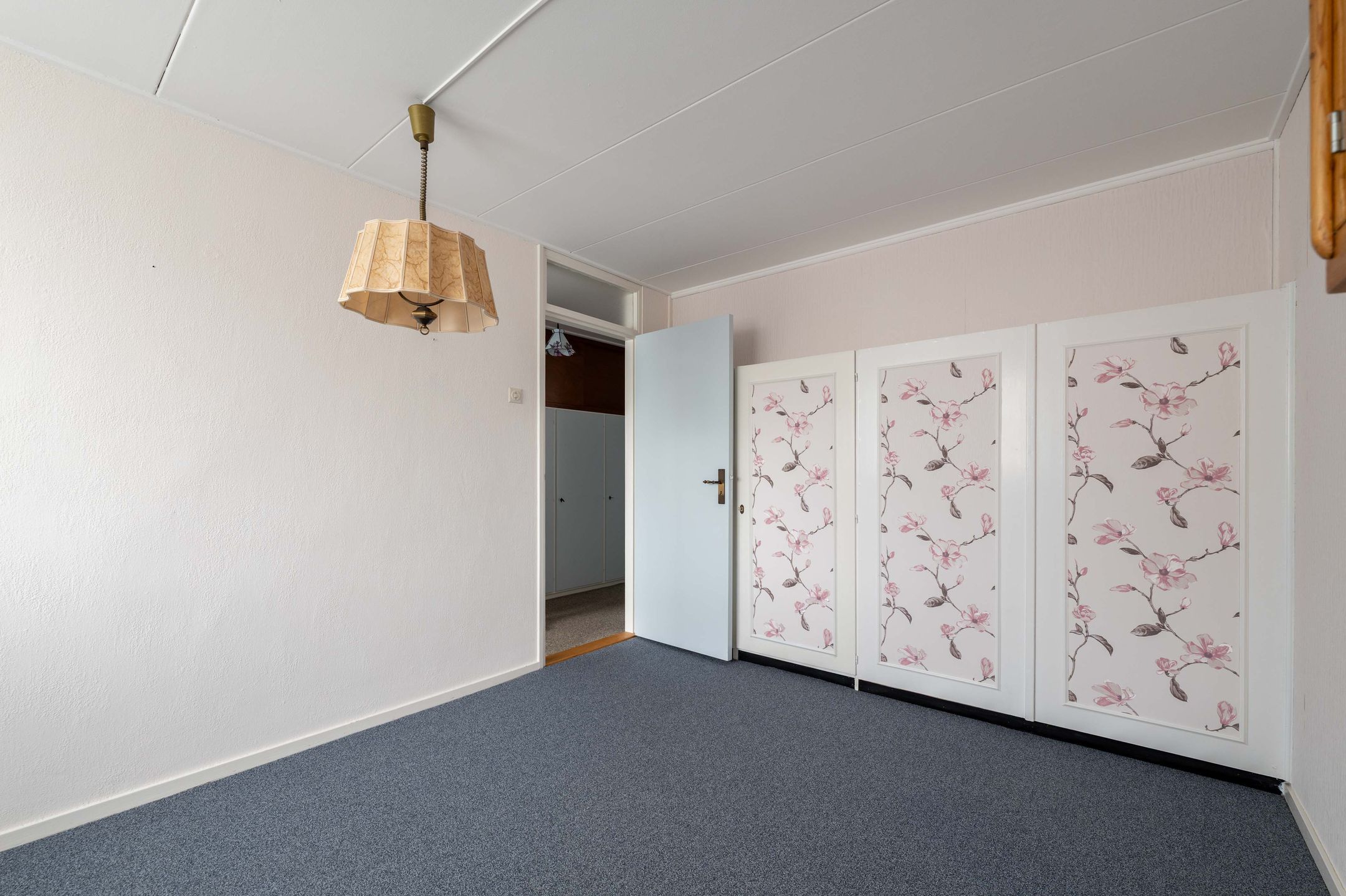 Photo 39 of Isaäc da Costastraat 14