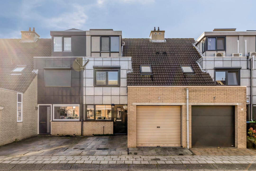 Photo 1 of Wilhelmina Hofman-Pootstraat 17