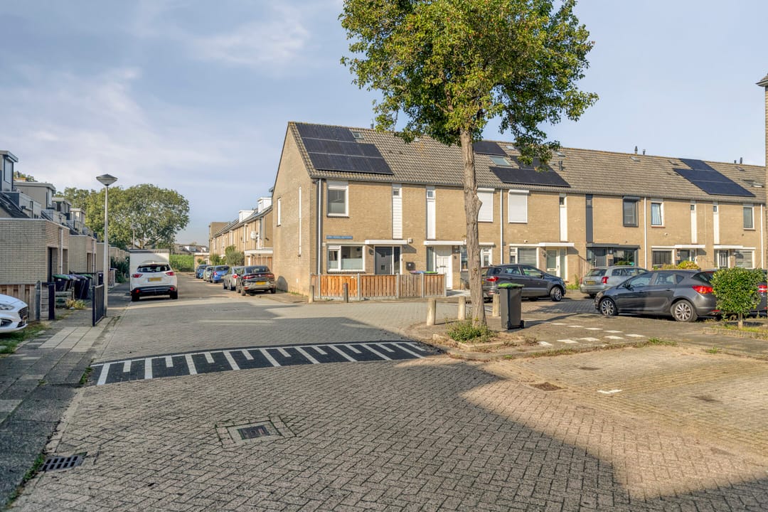 Photo 43 of Wilhelmina Hofman-Pootstraat 17