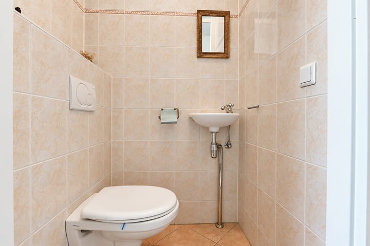 Tussenwoning te koop: Oude Polderweg 155, 'S-Gravenhage
