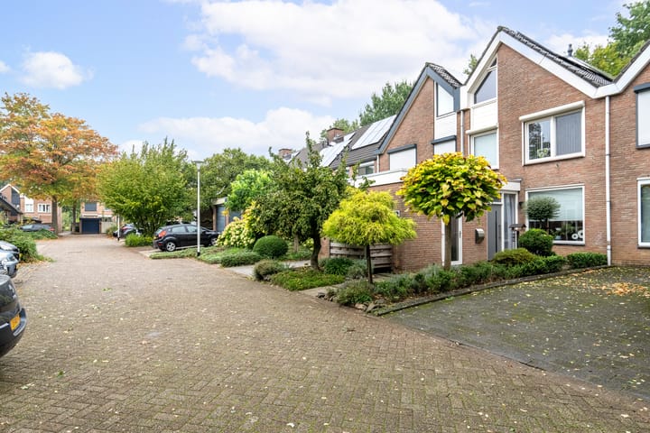 Tussenwoning te koop: Graanhof 12, Heerlen