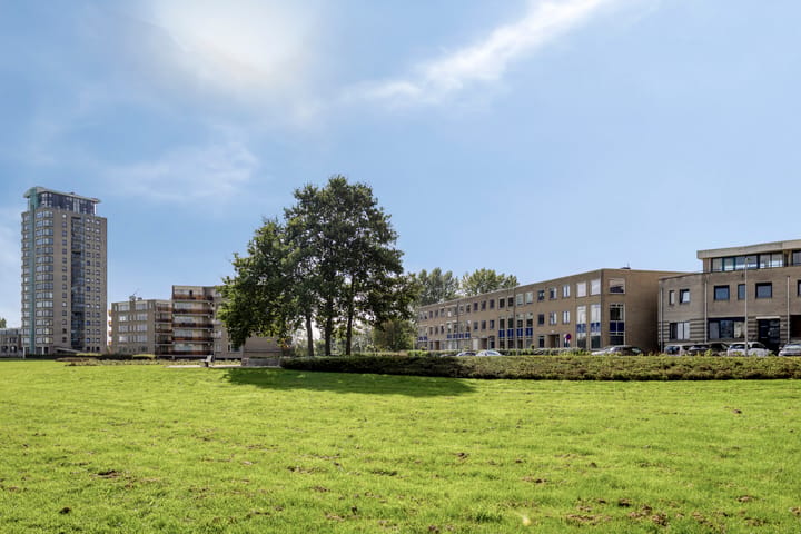 Appartement te koop: Maasboulevard 132, Spijkenisse