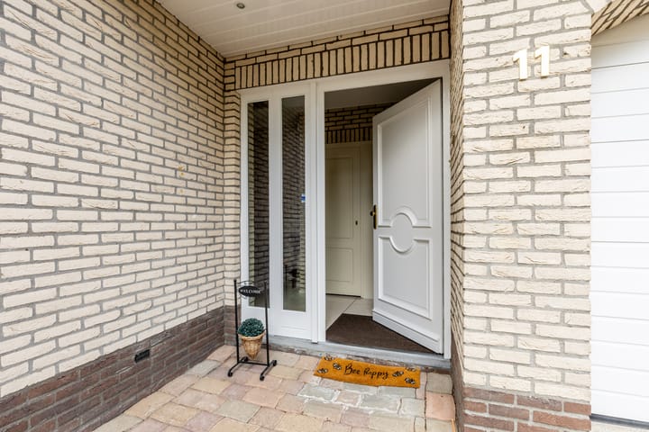 Photo 4 of Machteldstraat 11