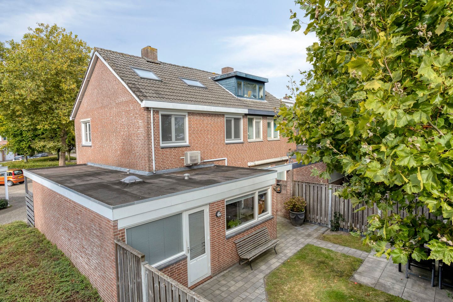 Photo 5 of Mondriaanstraat 19