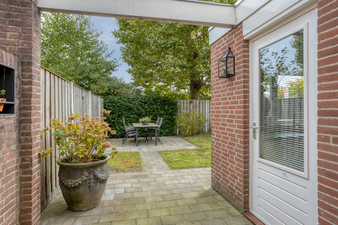 Photo 34 of Mondriaanstraat 19