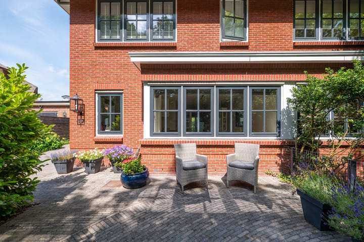 Twee-onder-één-kap te koop: Hanrathsingel 17, Laren (Nh)
