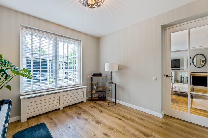 Twee-onder-één-kap te koop: Hanrathsingel 17, Laren (Nh)