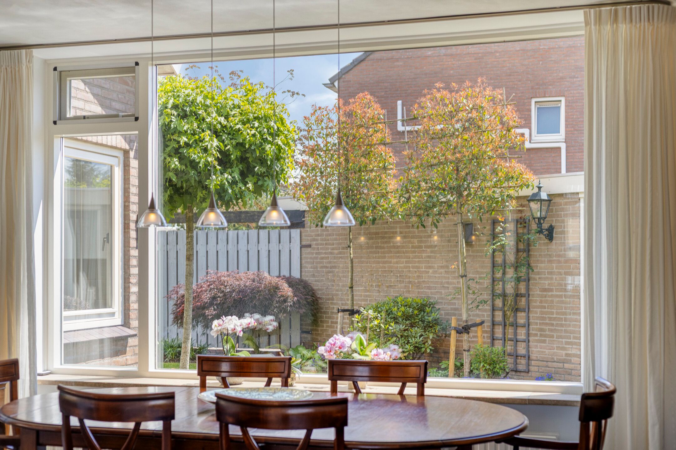 Photo 12 of Raadhuisstraat 106