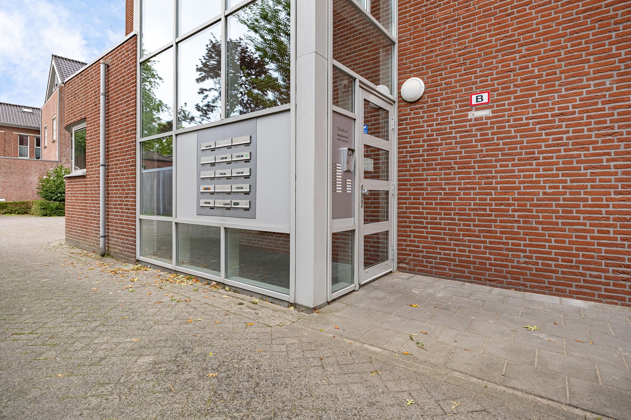Photo 9 of Ringbaan-West 96-08