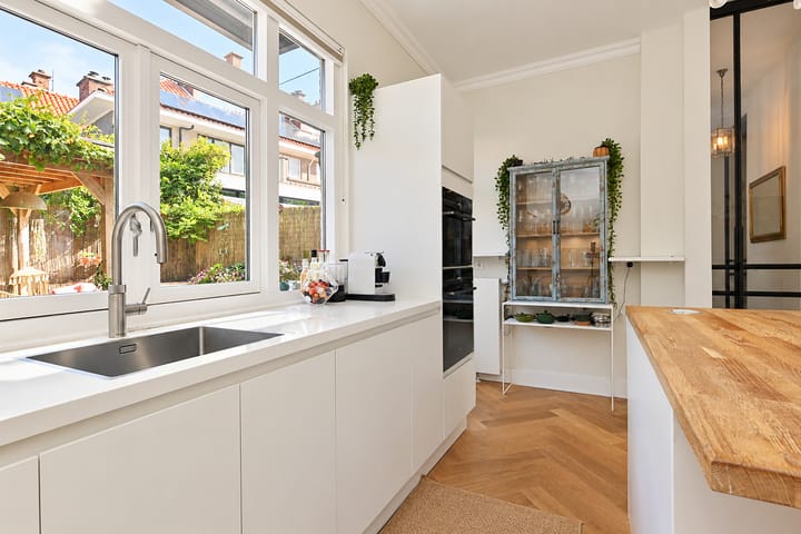 Woning te koop: 2e Messstraat 116, 'S-Gravenhage