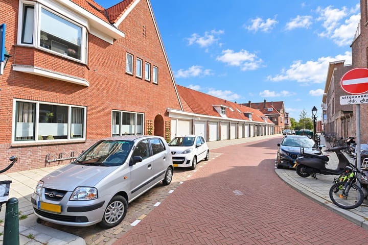 Woning te koop: 2e Messstraat 116, 'S-Gravenhage
