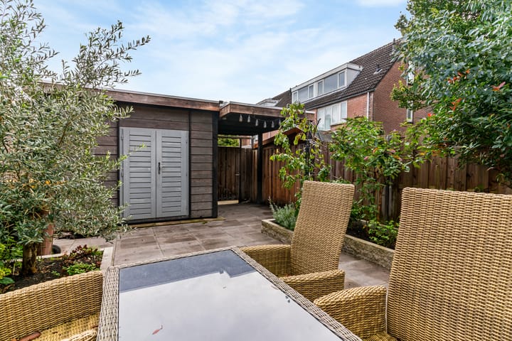 Hoekwoning te koop: Dennevlam 19, Alphen Aan Den Rijn