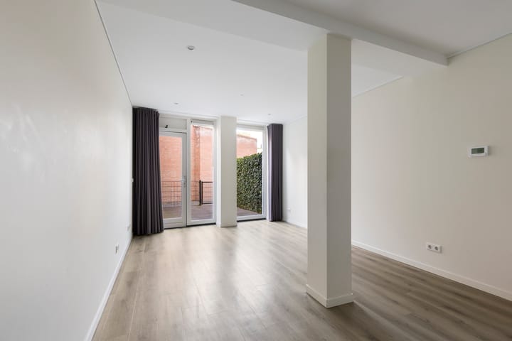 Tussenwoning te koop: Kruisstraat 55F, Eindhoven