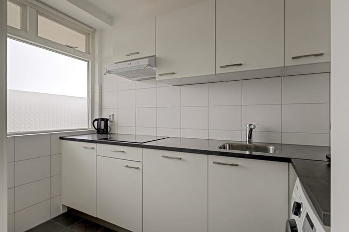 Photo 4 of Oltmansstraat 33