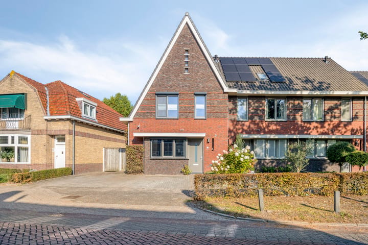 Photo 4 of Tilburgseweg 2-E