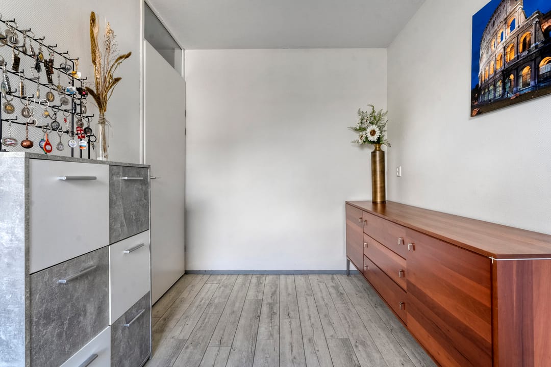 Photo 28 of Van der Graaffmarke 19