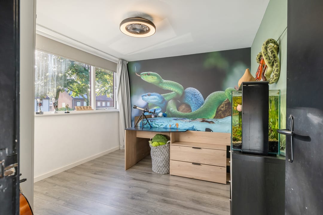 Photo 26 of Pieter van Ginnekenstraat 19