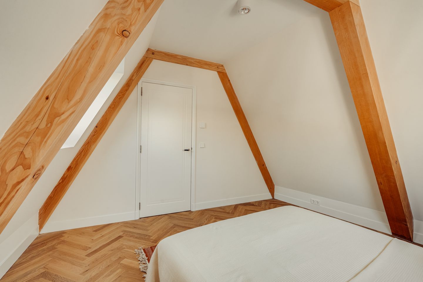 Photo 20 of Haarlemmer Houttuinen 17-C