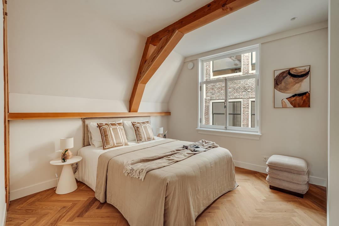 Photo 2 of Haarlemmer Houttuinen 17-C