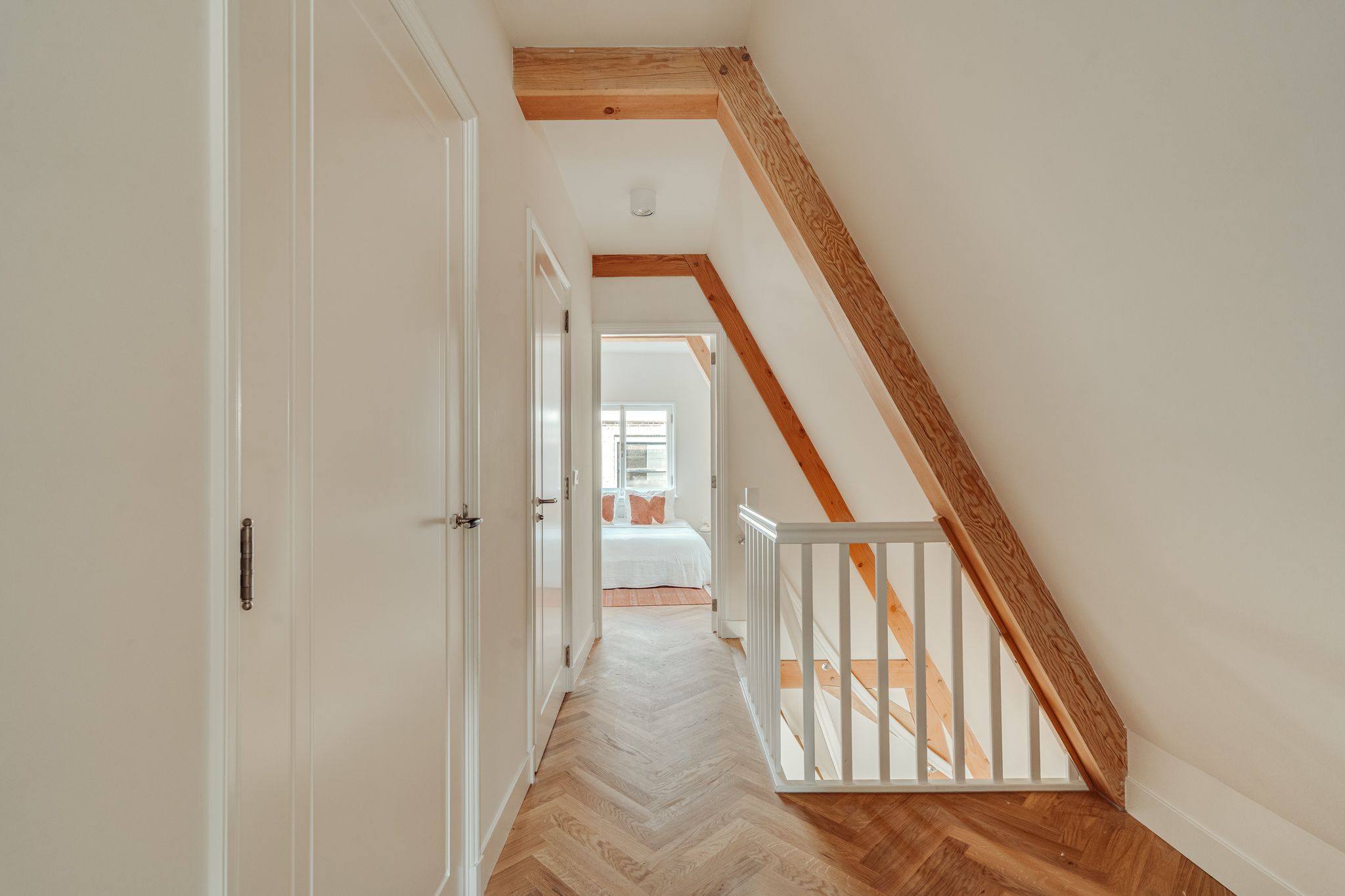 Photo 18 of Haarlemmer Houttuinen 17-C