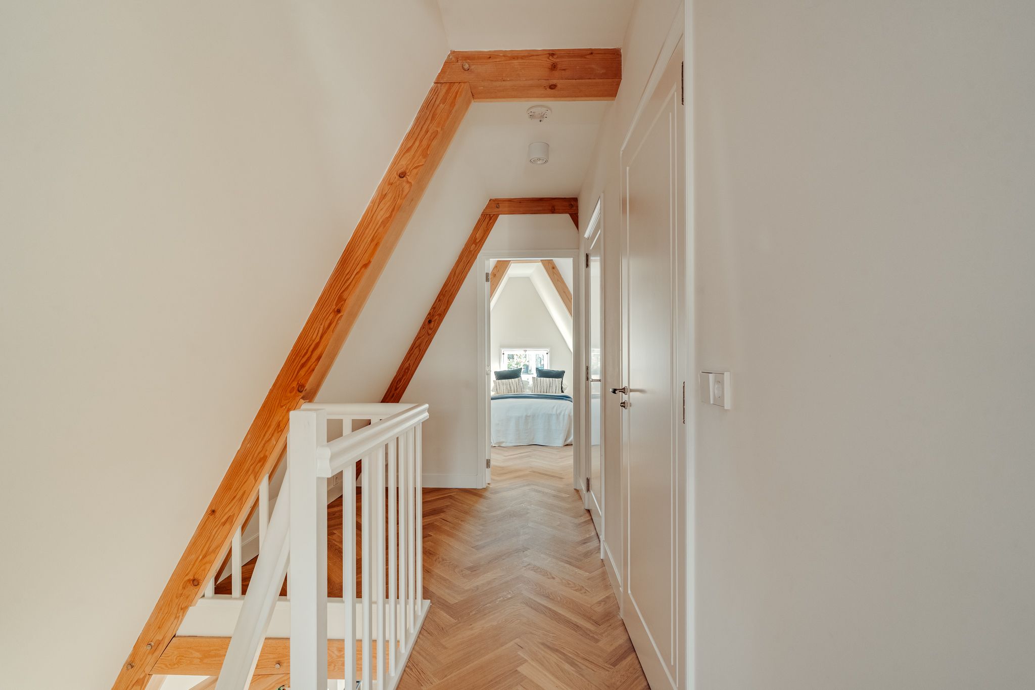 Photo 21 of Haarlemmer Houttuinen 17-C