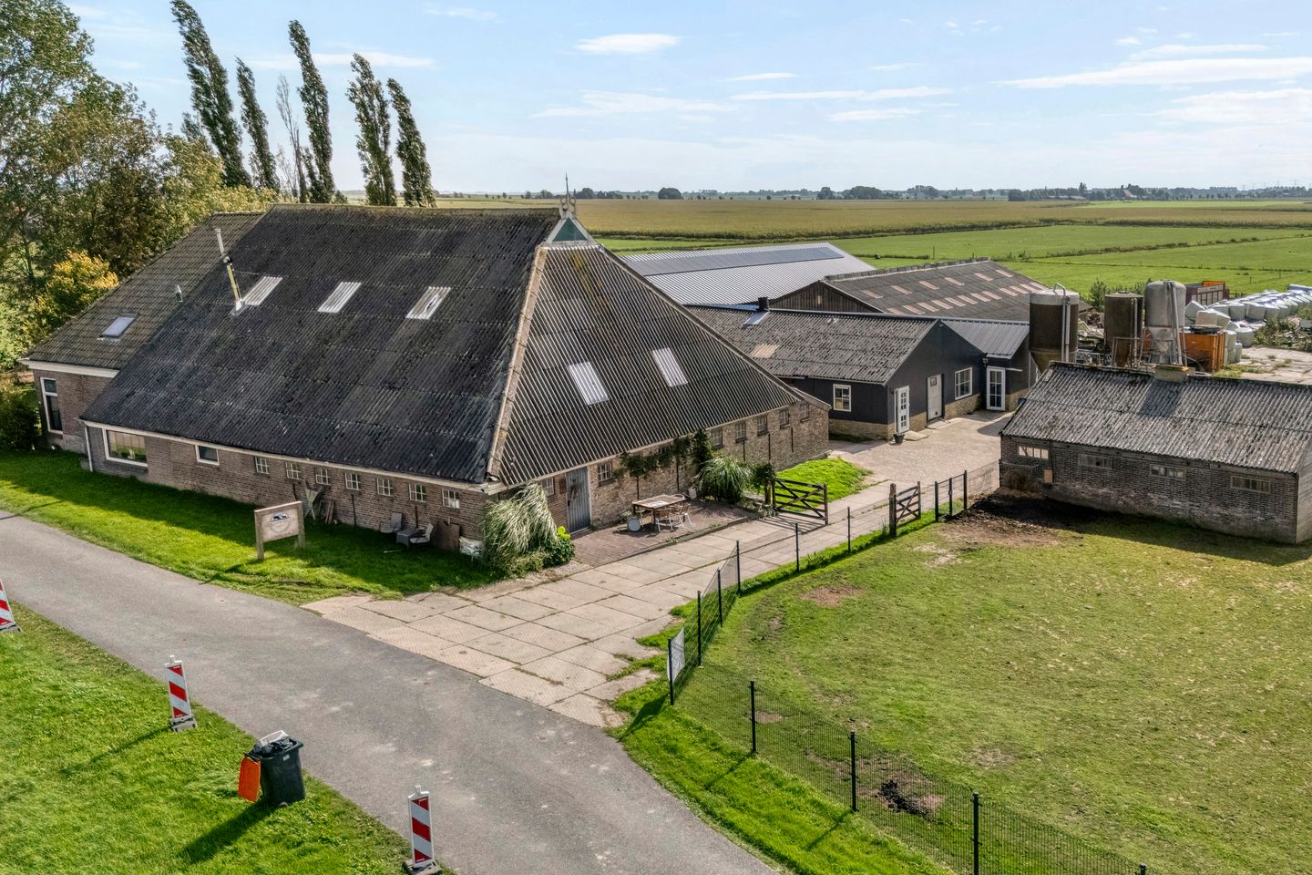 Bekijk foto 1 van Lindedijk 8