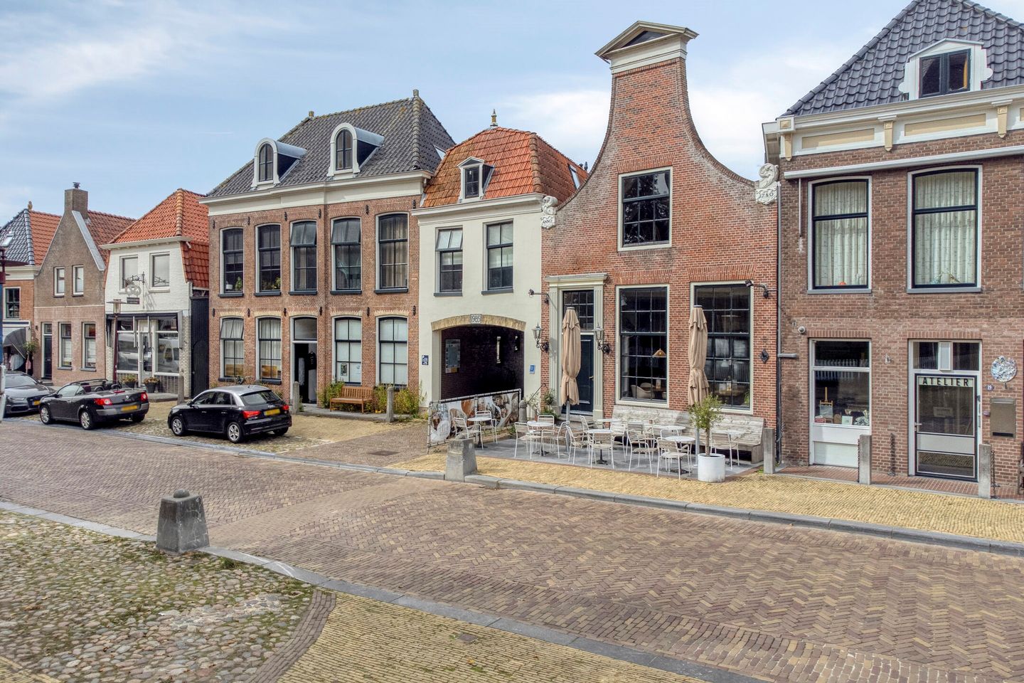 Bekijk foto 3 van Merk 18