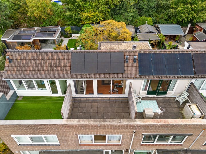 Tussenwoning te koop: Amsteloord 34, Woerden