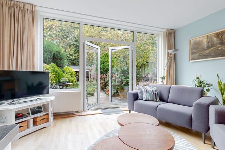 Tussenwoning te koop: Amsteloord 34, Woerden