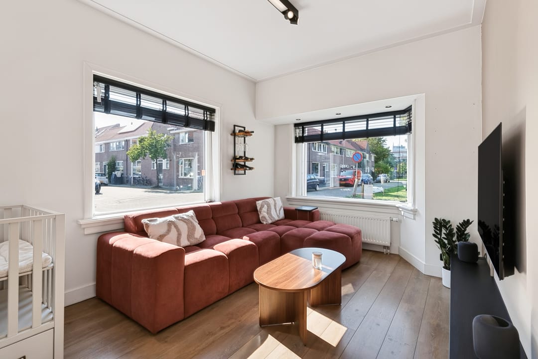 Photo 11 of Ruysdaelstraat 32