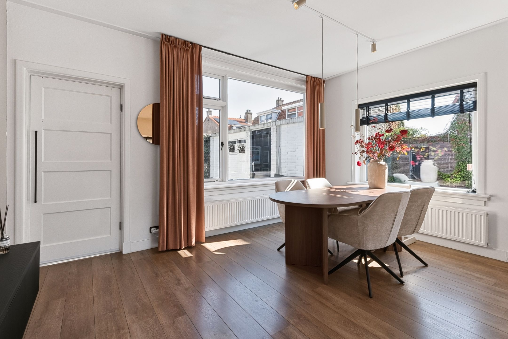 Photo 15 of Ruysdaelstraat 32