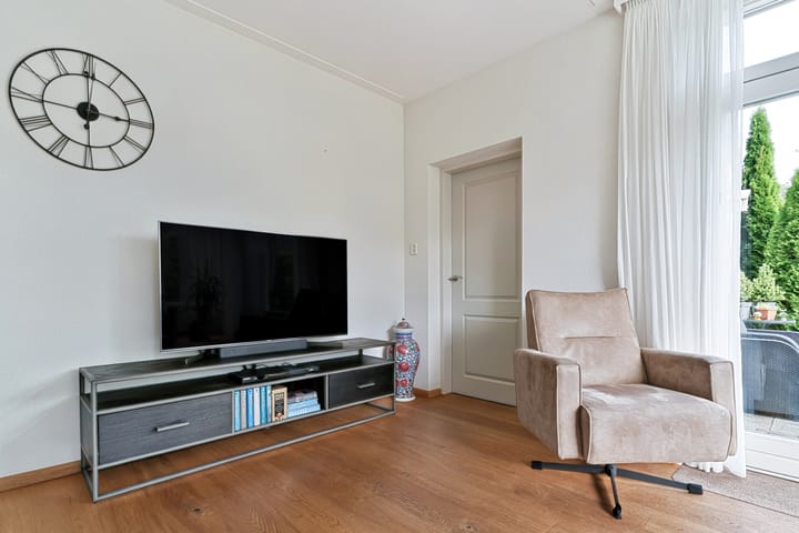 Twee-onder-één-kap te koop: Schouw 3, Grootebroek