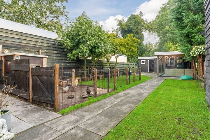 Vrijstaande woning te koop: Middel 12, Westzaan