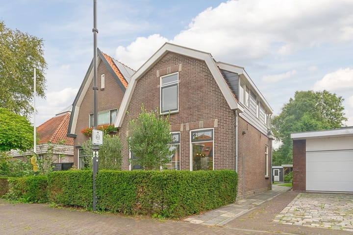 Vrijstaande woning te koop: Middel 12, Westzaan