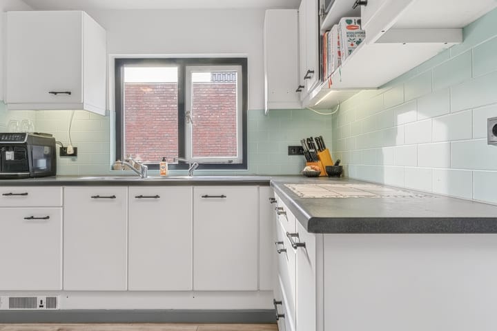 Vrijstaande woning te koop: Middel 12, Westzaan