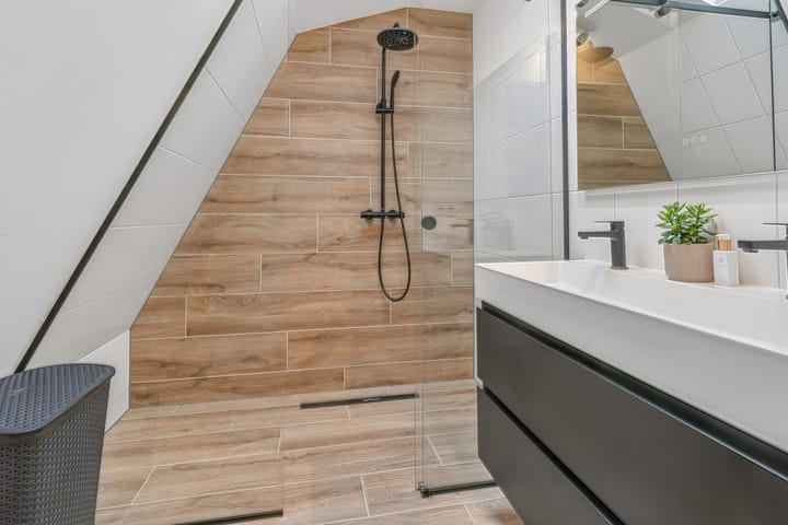 Vrijstaande woning te koop: Middel 12, Westzaan