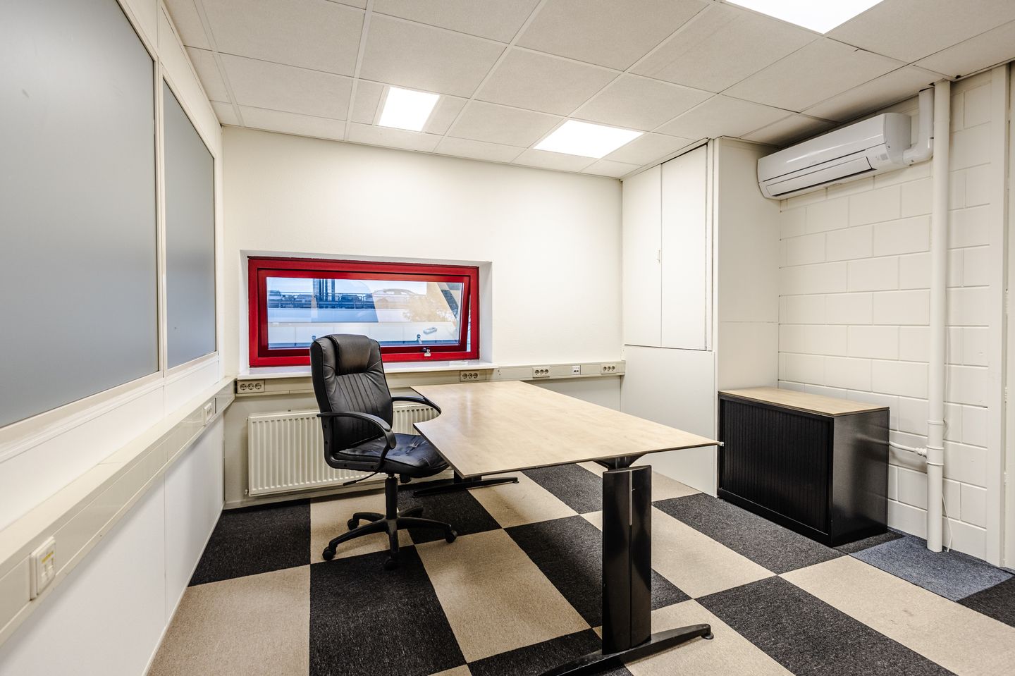 Bekijk foto 3 van Titaniumstraat 41