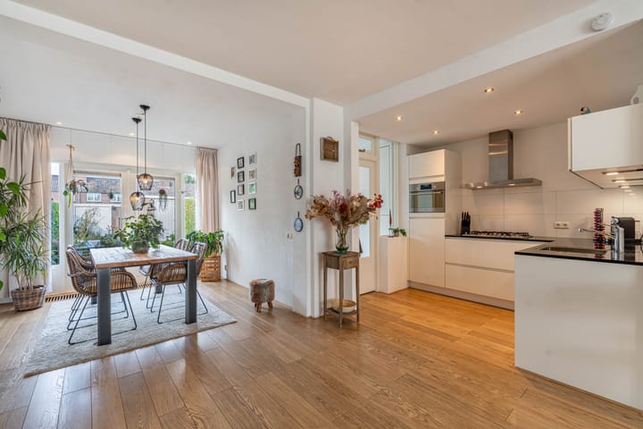 Tussenwoning te koop: Hopperus Bumaperk 13, Drachten