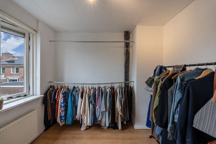 Tussenwoning te koop: Hopperus Bumaperk 13, Drachten