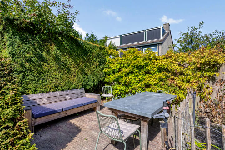 Hoekwoning te koop: Steurendaal 25, 'S-Gravenhage