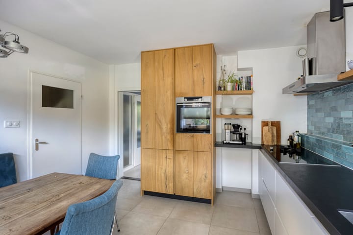 Hoekwoning te koop: Steurendaal 25, 'S-Gravenhage