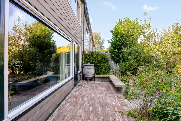 Hoekwoning te koop: Steurendaal 25, 'S-Gravenhage