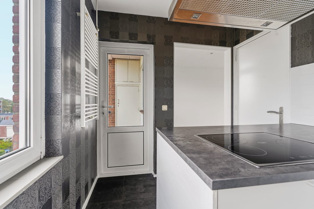 Photo 11 of Neptunusstraat 103