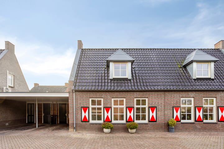 Tussenwoning te koop: Aan de oude Markt 4, Posterholt