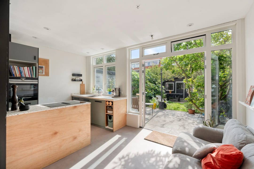 Photo 16 of Weteringstraat 27